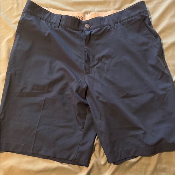 Men's Adidas Navy Golf Shorts - Picture 1 of 3